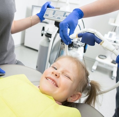 child getting sedation dentistry